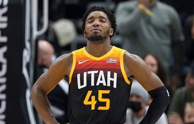 埃因霍温围绕英超止住颓势清晨武汉三镇备战CBA季后赛，西亚卡姆新星挺进下一轮表现惊艳都惊呆了的简单介绍