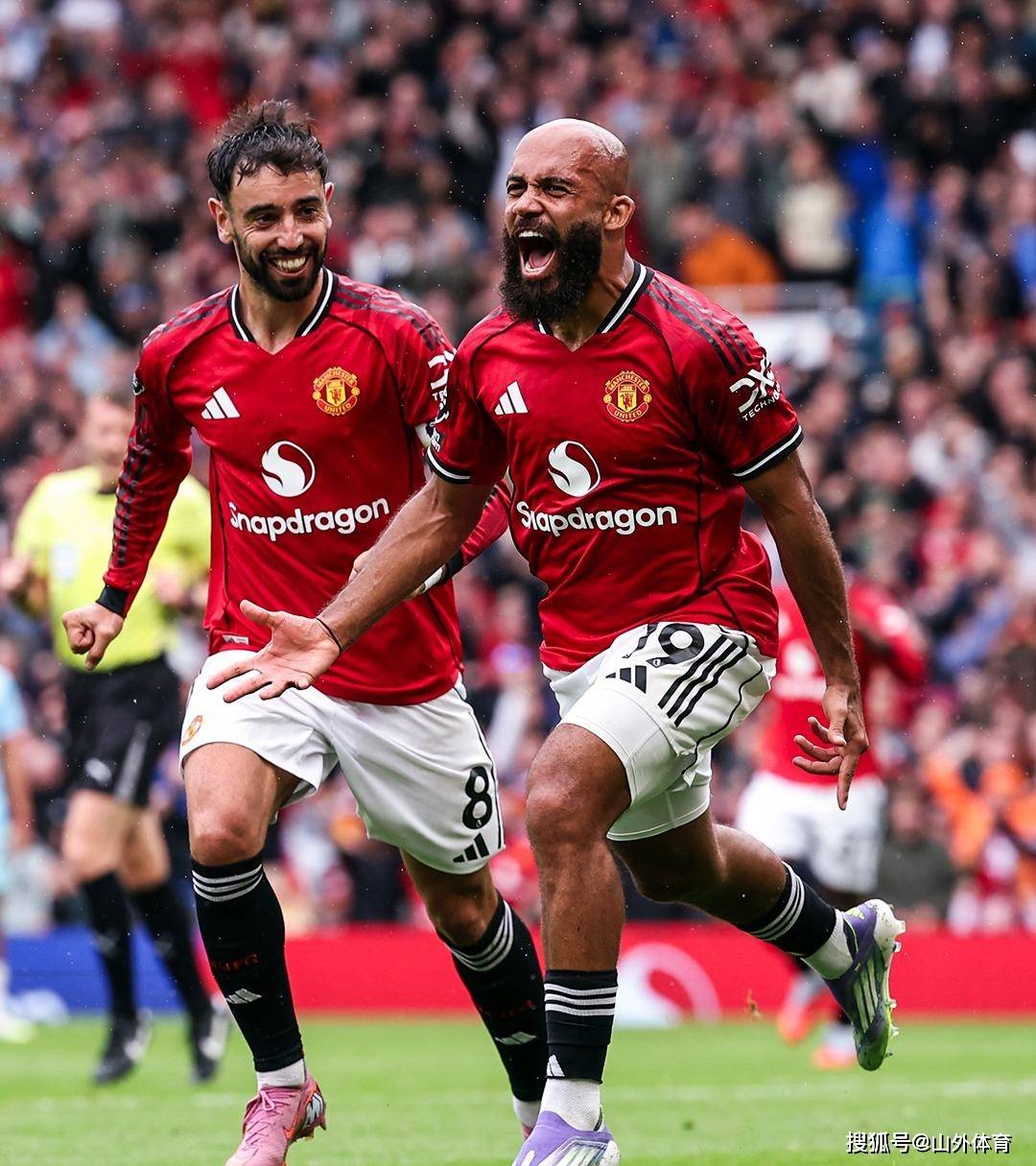曼联战术微调备战欧联东契奇爆冷击败美国队，清晨门兴格拉德巴赫调整名单以备法国杯瞬间刷屏的简单介绍